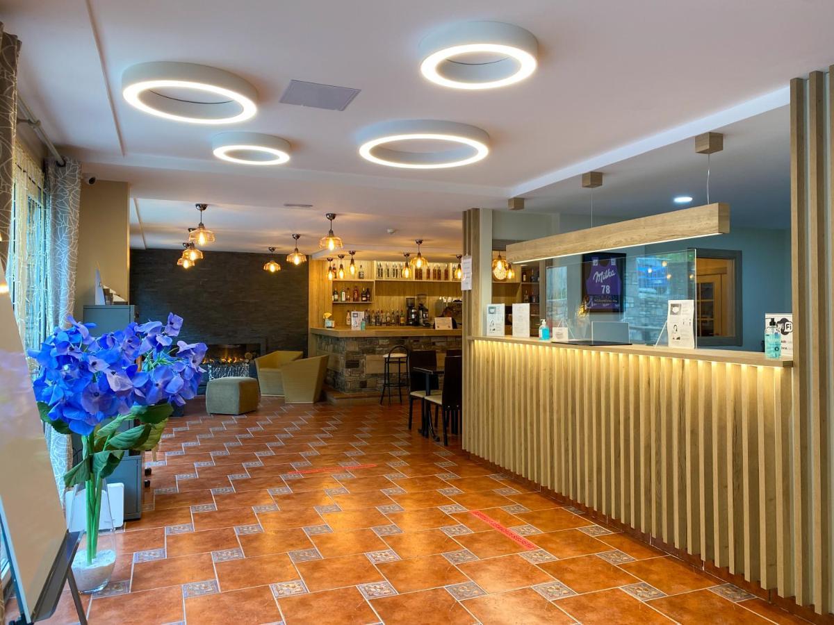 Somriu Hotel Vall Ski 인클레스 외부 사진