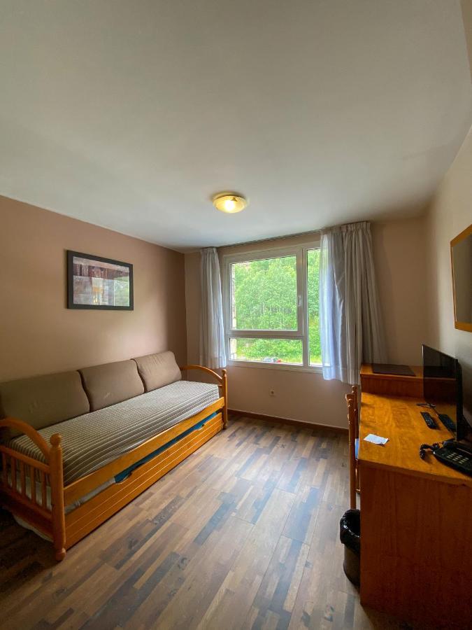Somriu Hotel Vall Ski 인클레스 외부 사진