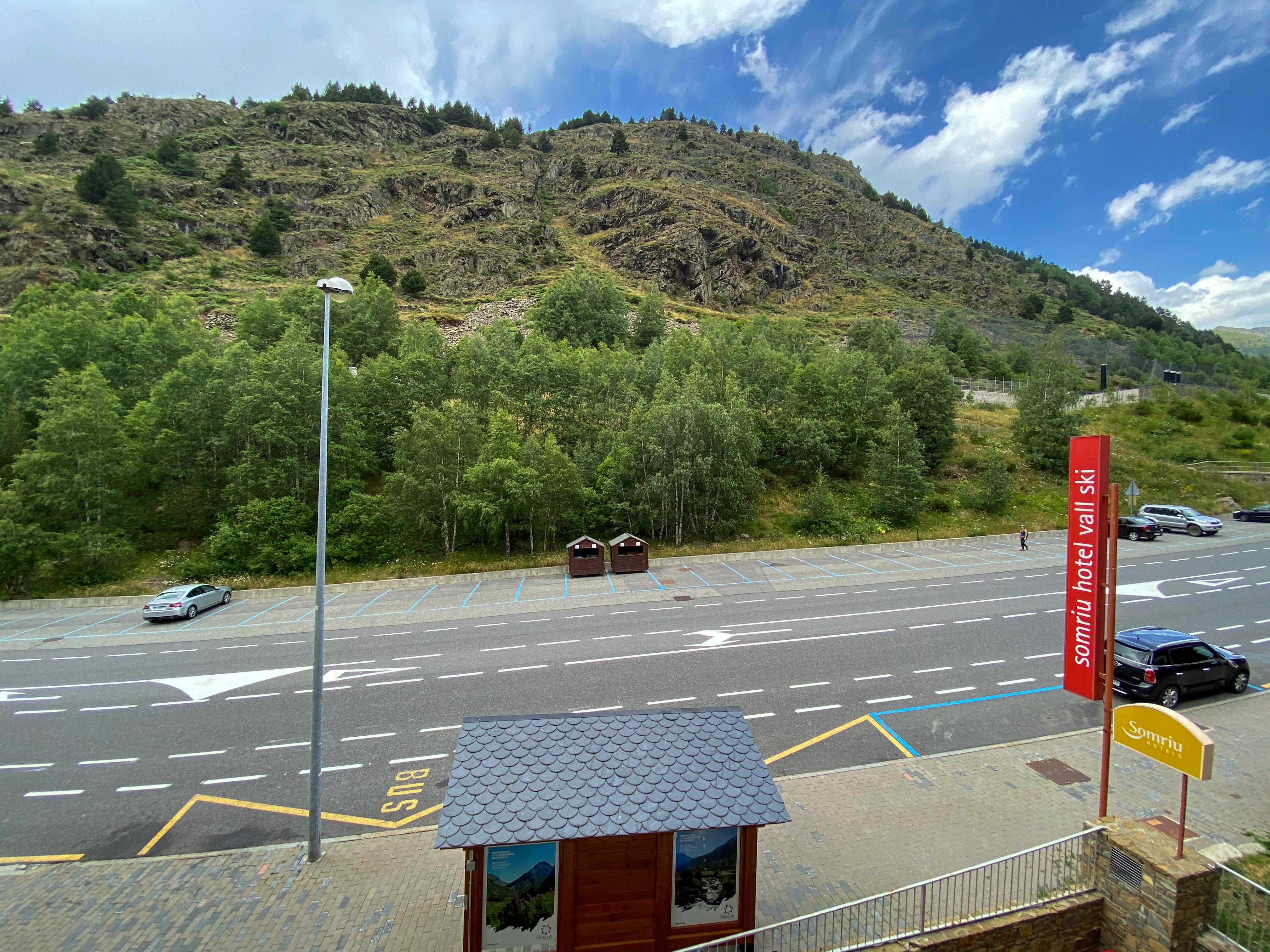 Somriu Hotel Vall Ski 인클레스 외부 사진