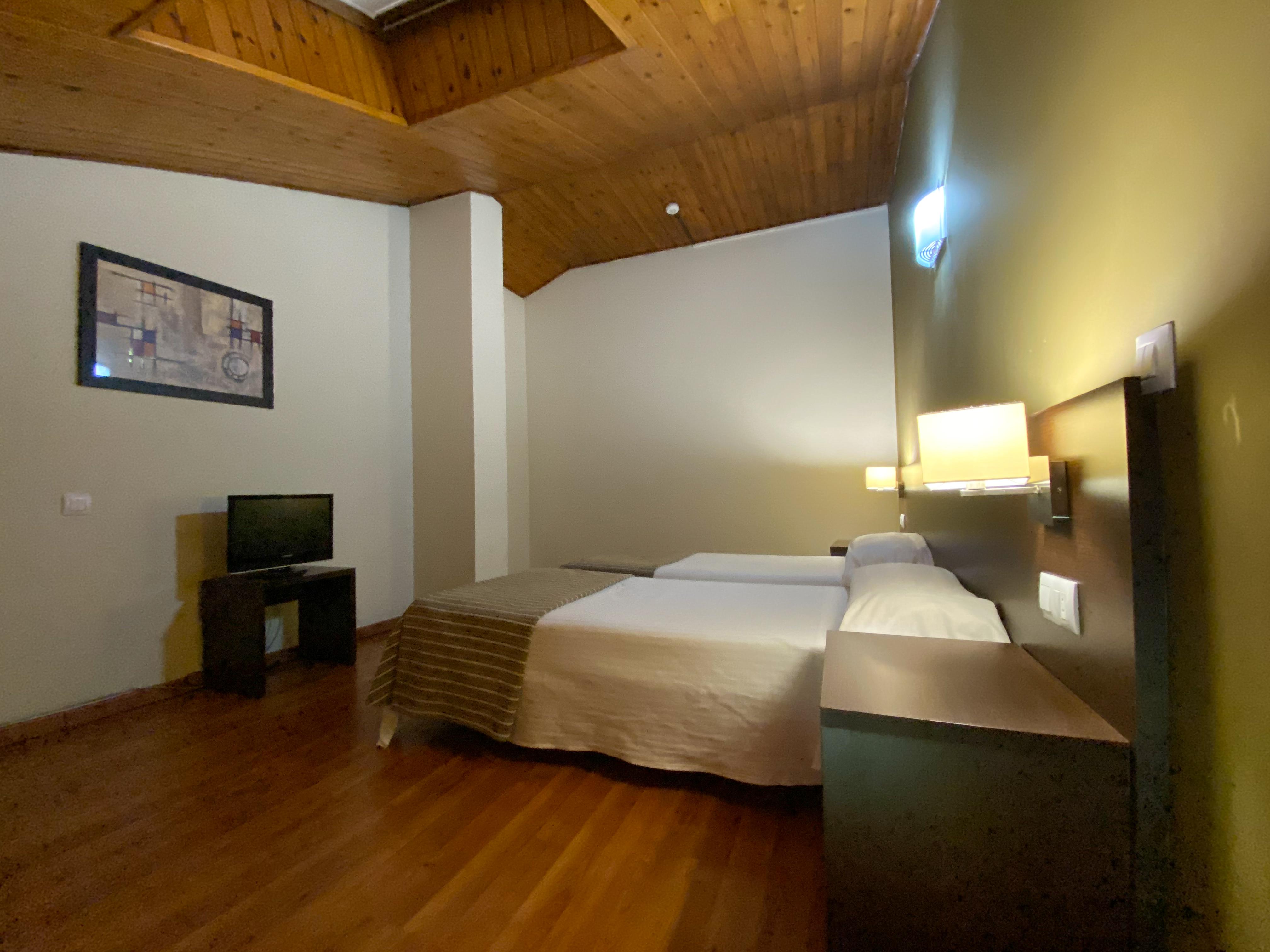 Somriu Hotel Vall Ski 인클레스 외부 사진
