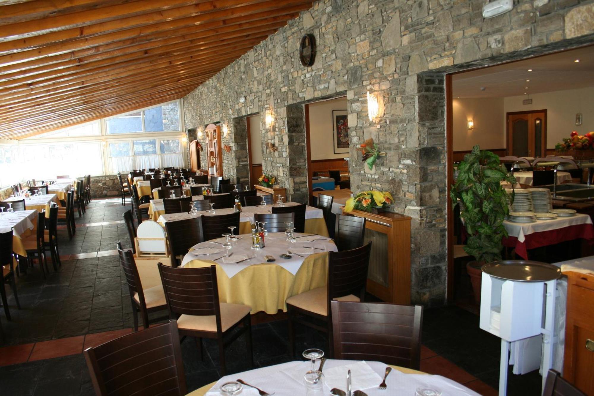 Somriu Hotel Vall Ski 인클레스 외부 사진