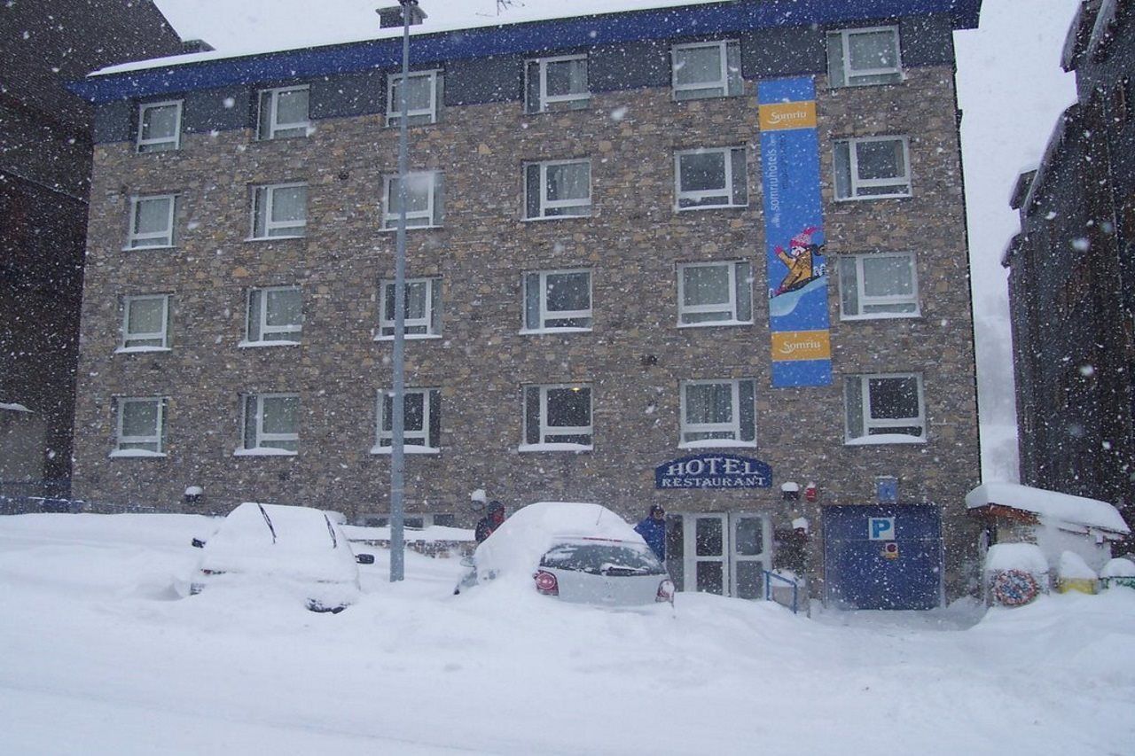 Somriu Hotel Vall Ski 인클레스 외부 사진